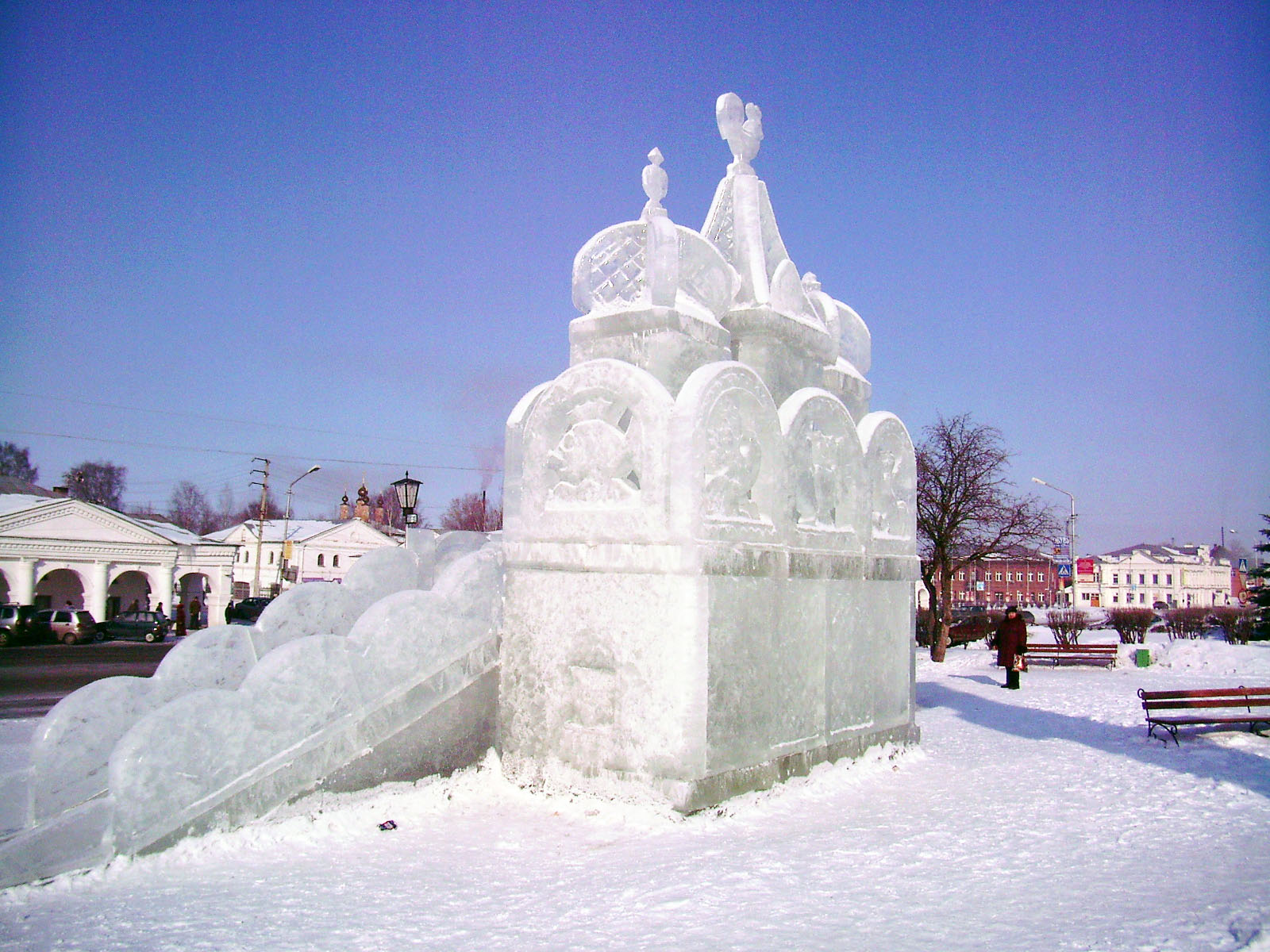 Ледовая 5. Ледяной замок. Ледяной замок в Галиче. Ледяные замки (2010). Мехзавод ледовая крепость.