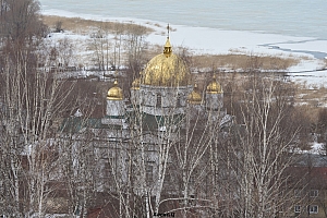 Вид с Балчуга на Троицкий собор